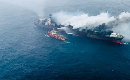 Firefighting efforts continue for 5th day on Singaporean vessel off Kerala; 8 ICG ships deployed