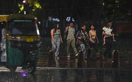 Delhi weather update: Heavy rain brings relief to Delhi-NCR; causes waterlogging, traffic jams, and flight diversions