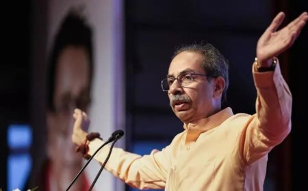 'Cadre feels we should fight alone': Uddhav Thackeray meets Sena district chiefs ahead of polls