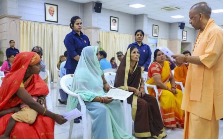 During Janta Darshan, UP CM Yogi Adityanath helps get girl enrolled in school