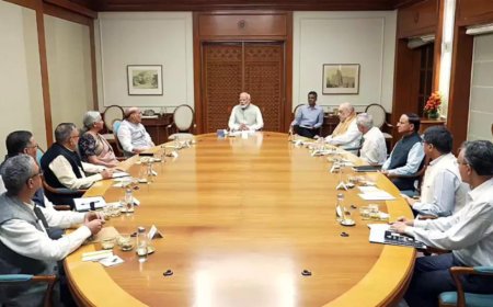 'Unimaginable horrors': Union Cabinet passes resolution on Emergency; observes 2-minute silence