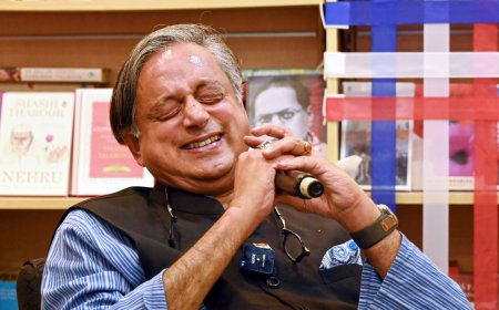 After English, a lesson in French: Shashi Tharoor slams Pakistan in Russia - video goes viral