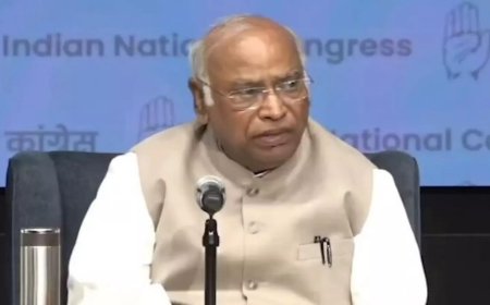Undeclared emergency for last 10 years: Mallikarjun Kharge