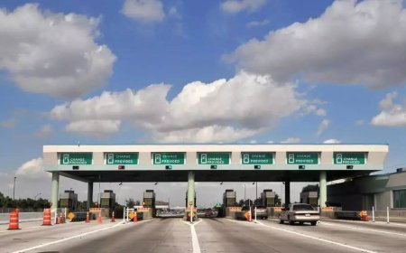 Govt to cut by half toll rates for highways with more than 50% structures