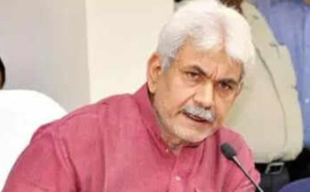 Sinha promises jobs to eligible kin of all Kashmiri civilians killed by terrorists within 30 days