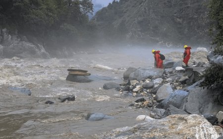 Hills in havoc: Buildings crumble, roads blocked in Himachal Pradesh; Uttarakhand on high alert