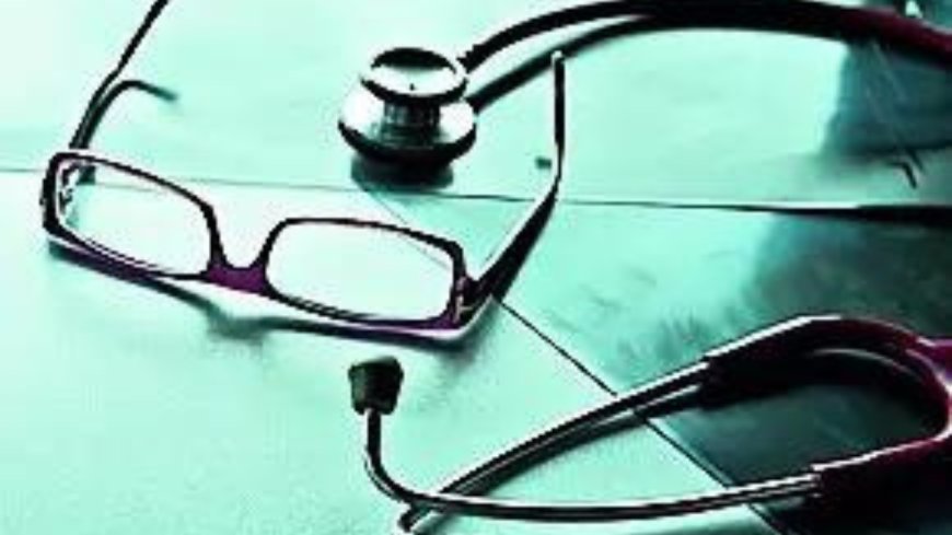 Andhra Pradesh: Sweeper performs delivery on woman; baby dies