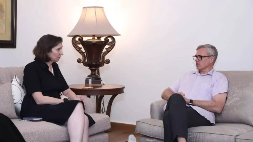 British high commissioner meets Omar in Delhi,  National Conference terms it courtesy call