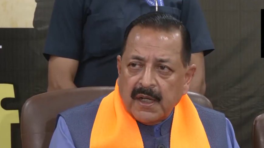 Union minister Jitendra Singh backs RSS call to review ‘socialist’, ‘secular’ in Preamble; Congress says Sangh 'never accepted Constitution'