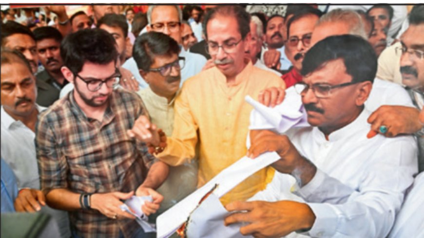 Maharashtra scraps order making Hindi 3rd language in schools