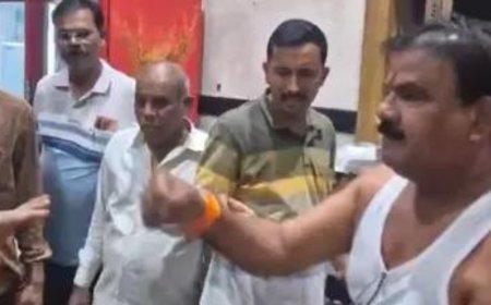 Slapgate row: Case registered against Shiv Sena MLA for slapping canteen worker; 2 days after viral video