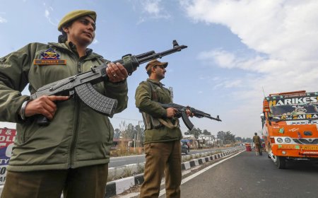 Jammu and Kashmir cops block Martyrs’ Day events at graveyard