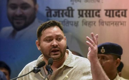 Bihar SIR row: 'Sootra ko hum mootra samajhte hain', Tejashwi mocks 'illegal voters' claim; calls EC 'cell' of political party
