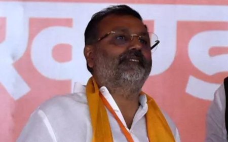‘Nehru-Gandhi family bows before America’: BJP’s Nishikant Dubey slams Congress; digs up archives