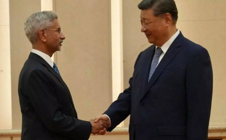 SCO meet: Rahul's dig at Jaishankar 'apprising' China's Xi; calls it 'full-blown circus'