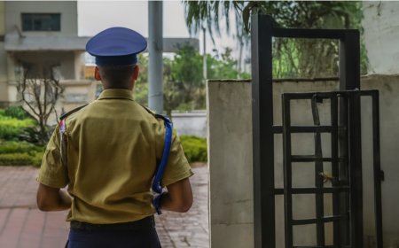 Salary dispute turns violent: Ex-guard attacks colleague with sickle in Mumbai; held for attempted murder