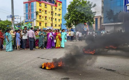 Balasore self-immolation case: Couldn't get close enough to help her, says boy who tried to save girl