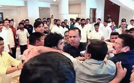Maha speaker makes NCP (SP), BJP MLAs apologise for scuffle