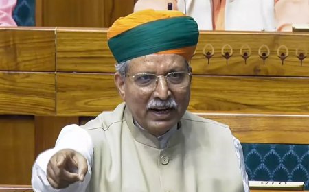 'Secular' and 'socialist' will remain in Preamble: Government