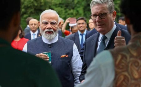 'From one chaiwala to another': PM Modi, UK PM Starmer enjoy cup of tea; watch video