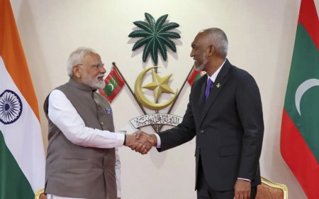 $565m credit line for Maldives, talks on free trade pact