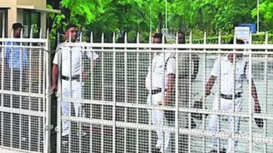 Kolkata B-school rape probe hits wall as 'survivor', her advocate father won't speak