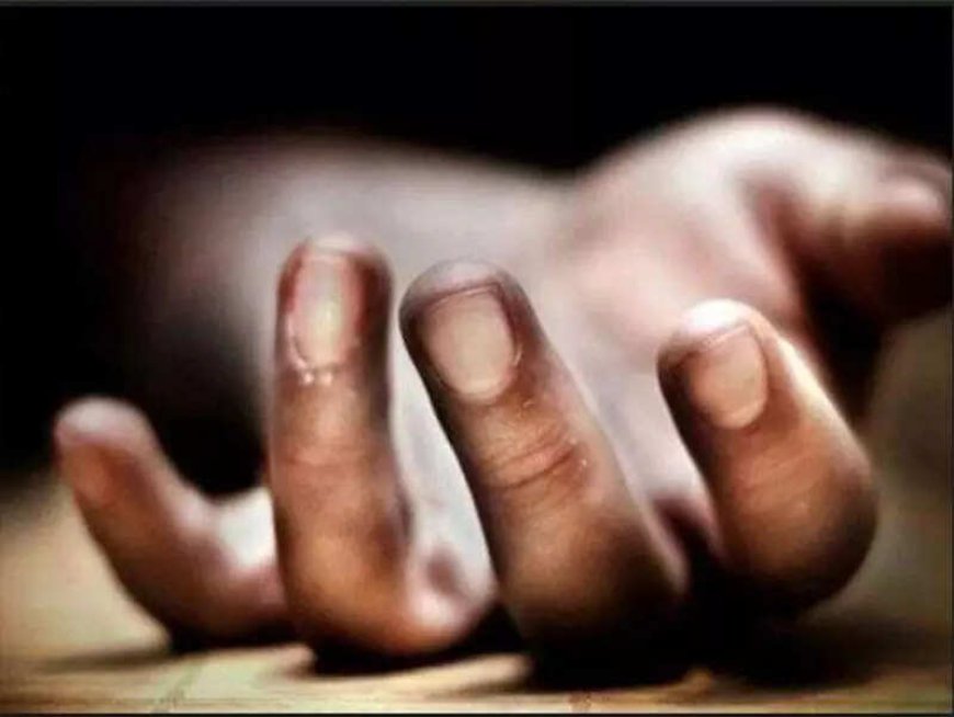Bank manager in Baramati ends life citing ‘work pressure’