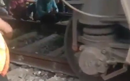 Muzaffarpur-Sabarmati Jan Sadharan express derails near Bhaupur Station, all passengers safe