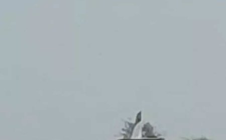 Training academy’s aircraft hardlands at Baramati airport & veers off runway, trainee pilot safe
