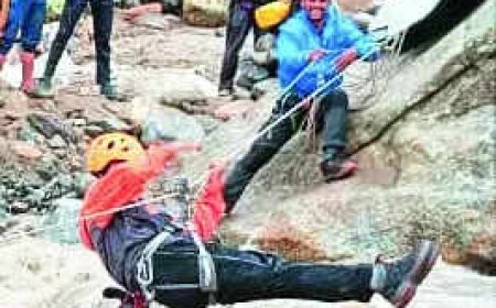 Heavy rains disrupt 374 roads in Himachal; monsoon toll now 257