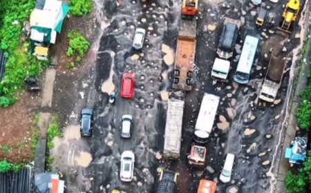 Watch: Crater-like potholes on Chiplun’s Vashishti bridge; NHAI says not its jurisdiction
