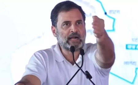 'Hallmark of cowardly government': Rahul Gandhi attacks Centre after lathi charge on protesting SSC aspirants; gives call to 'fight back'