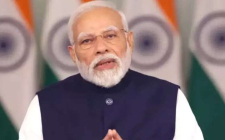 HC quashes CIC order to disclose PM's DU degree