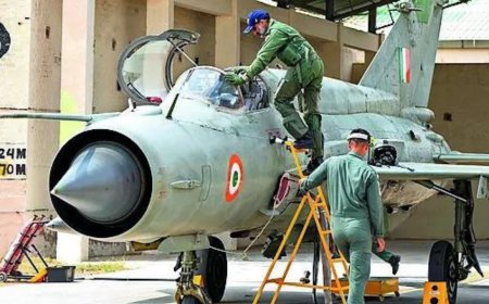 The last sortie: IAF chief flies MiG-21 into history