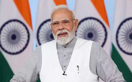 Modi asks mantris to be vocal for local
