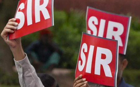 Bihar SIR: EC sends notice to 3 lakh voters over 'doubtful citizenship'; border districts in focus