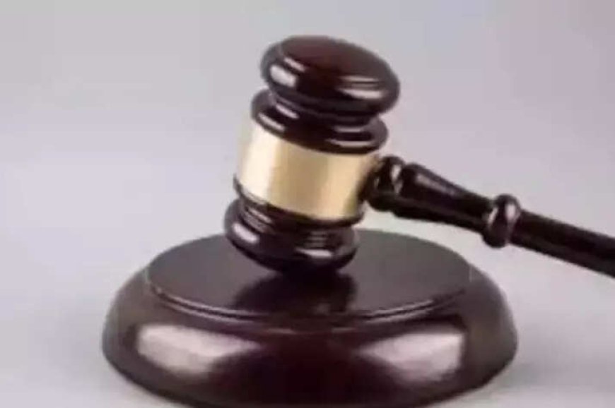 SC grants relief to psephologist in Maharashtra voter list FIRs