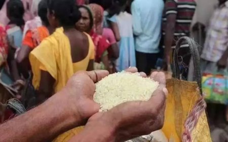 Food ministry to review states' progress in removing ineligible free ration scheme beneficiaries today