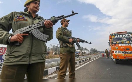 Two terror suspects held with AK-47 rifles in Poonch