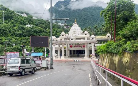 Another landslide strikes Mata Vaishno Devi shrine; debris blocks pilgrimage route - what we know so far