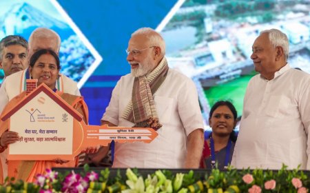 Abuse, outrage and women voters: Bihar's political battle intensifies