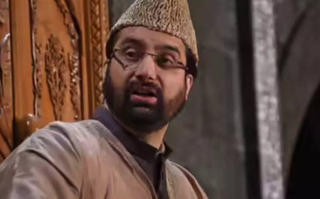 Mirwaiz Umar Farooq under house arrest