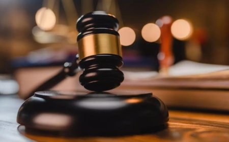 Supreme Court flags hawala funds in ‘bogus’ political parties