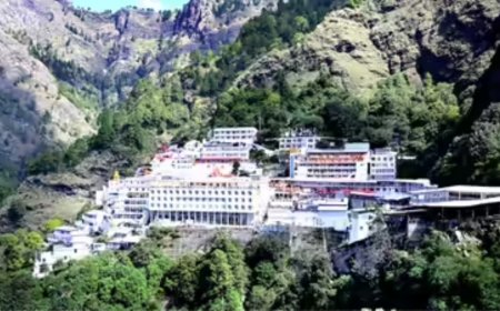 J&K: Vaishno Devi yatra postponed due to bad weather