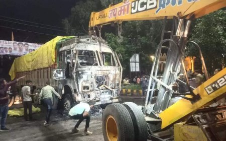 Truck runs over people in Indore, set ablaze by mob; 2 dead, several injured