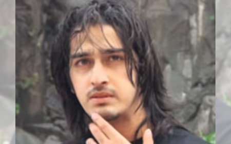 Kashmiri singer’s show axed after authorities withhold clearance