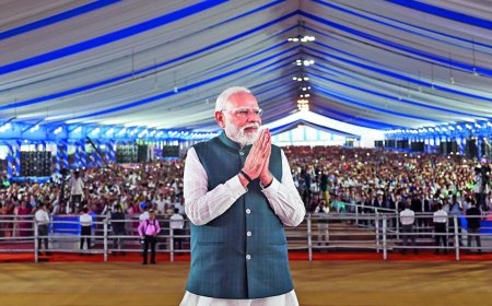 Murmu, Shah, Rahul wish Modi on his 75th birthday