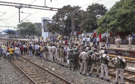 Passengers stranded across Jharkhand as Kurmi protest blocks rail routes