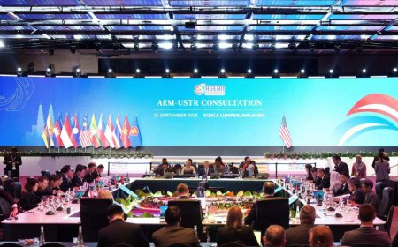 India, Asean begin talks on promise of new 'package'
