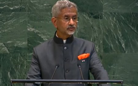 EAM Jaishankar slams US on trade, backs Russian oil buy